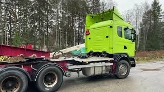 Köp A-traktor med maskintrailer Scania R164 6X4 på Klaravik