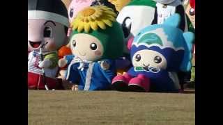 きーほくん　開会式でかわいくお座り　ゆるキャラさみっとin羽生 2012.11/25