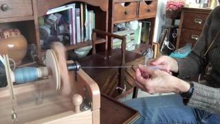 Filage au rouet électrique (Ashford e-spinner)