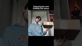 Unboxing kpop albums be like: (EVERGLOW)