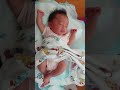 伸びをしたハズなのに伸びてない生後１ヶ月が尊い 1month baby shorts