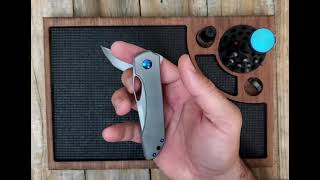 MOEBRAVO - NKD - Simeon Custom Knives Unto - Titanium and Carbon Fiber.