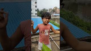 #funny #comedyvideos ভাই একটা পান দেন কি দিয়ে খাবেন দাঁত দিয়ে 😂😂😂 #shortvideo