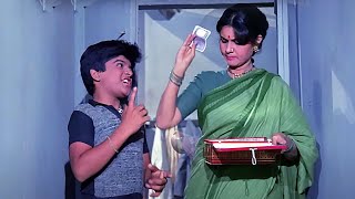 मम्मी 1 रुपया दो पापा पे नज़र रखने का - Chhoti Bahu - Sharmila Tagore - ज़बरदस्त Bollywood Scene
