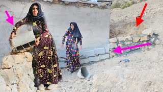 Living on the edge of danger: building a temporary wall to prevent water from entering the house 🏠