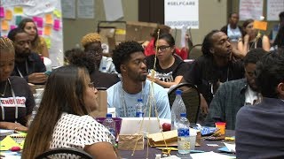 Obama Foundation hosts bootcamp for young leaders