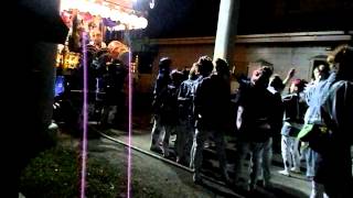 20121013‐59　里見まつり　神明町鳥居前にて若衆の....