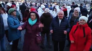 24.11.2024.💃🕺🤗Расскажи мне черёмуха.В Гомельском парке.