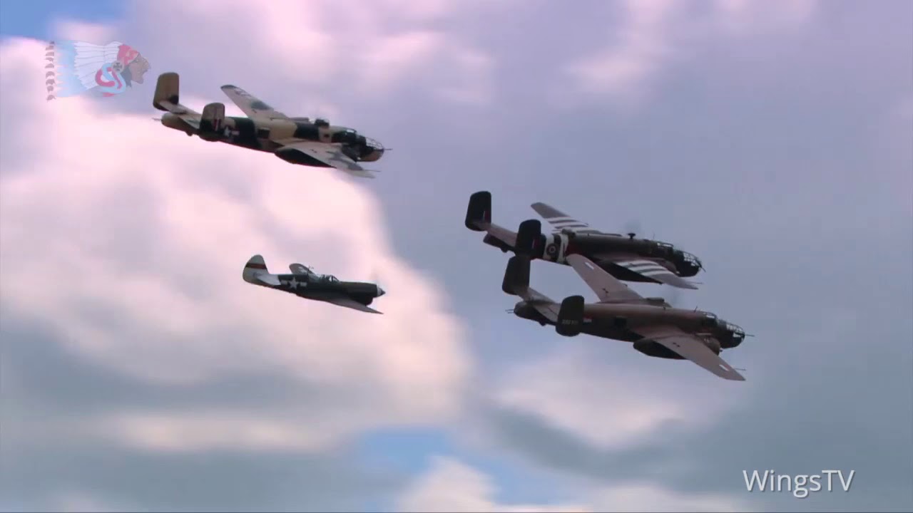 3 X B-25 Mitchells Flypast At Flying Legends 2009 - YouTube