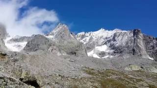 Rifugio Allievi-Bonacossa 2400m Val di Zocca/Val di Mello  (SO)  6 settembre 2015