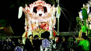 「高砂神社秋祭り　中部」２０２２年１０月１０日　高砂神社前、練り合わせ　（林信二）