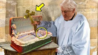 Blind Priest Refused To Hold The Boy's Funeral, Then Something Very Shocking Happened!