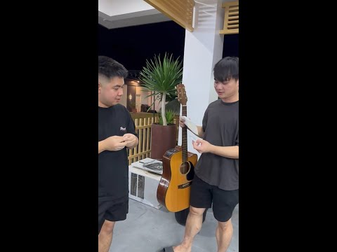 MUNTING REGALO PARA SA MGA GITARISTA