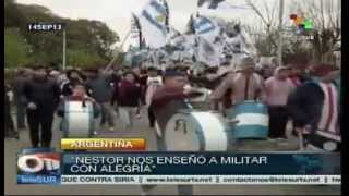 Jóvenes militantes recuerdan a Néstor Kirchner y lanzan la semana de la juventud militante