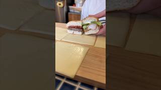 マクドナルドとケンタッキーとモスバーガーを一度に食べる方法🍔#shorts