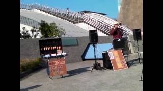 🎵🎶街頭藝人   陶笛(山頂的黑狗兄)     Bali Street artist   Ocarina