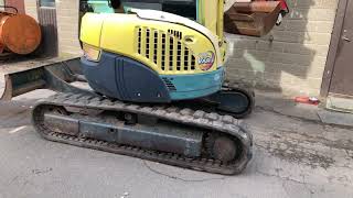 Köp Grävmaskin Yanmar ViO45 med tiltrotator och skopor på Klaravik