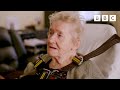 Eric & Shirley's story | Ambulance - BBC