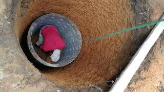 Waste water pit in Sri Lanka (Learn how to fix concrete rings to waste water pit)