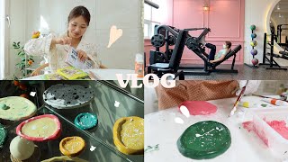 VLOG:: 자취 일상 | new 취미생활 지점토 트레이 만들기, 김치찜 해먹고 운동, 새 폰케이스