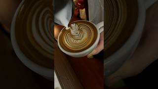 LATTEART #latteart #barista #coffee  #satisfying #shorts