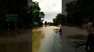 waraseoni to lalburra marg per adhik Pani ho jane ke Karan yha ki public ko bhari dikkat