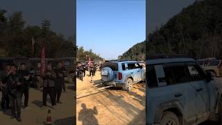 Tug of War: BYD Leopard 5 vs Land Cruiser!