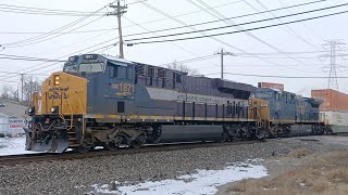 CSX 1871 Atlantic Coast Line Heritage Unit leads CSX I141 Intermodal Train East at Sharonville, OH