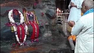 31-8-24 | श्री गिरिराज जी मुखारविंद जतीपुरा गोवर्धन नाथ के मंगला आरती के दर्शन | ગિરિરાજ દર્શન