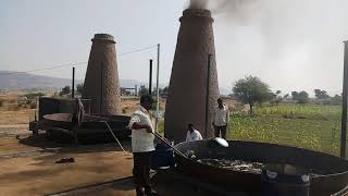 Jaggery making in satara Maharashtra  गुळ निर्मिती उद्योग   सातारा