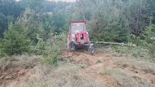 ☆ Teški uslovi rada u šumi sa traktorom ☆ Propinjanje (dizanje) traktora ☆ Vitlanje bukve