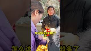 刚到摊位就被顾客围，没想到串串这么受欢迎 #美食 #美食分享 #摆摊