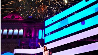 Qué placer verla otra vez. Cristina en Plaza de Mayo. 31 años de Democracia. Detrás de cámara.