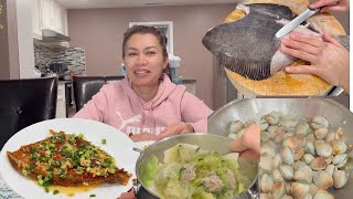 Cooking Clamps, Flounder and Soup Cabbage with Fish ball