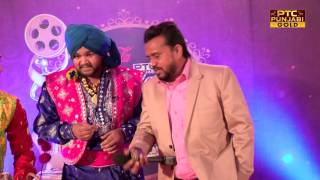 Karamjit Anmol singing Boliyan at RED CARPET | PTC Punjabi Film Awards 2017