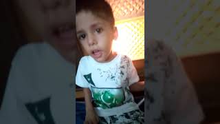 2.5 years old kid singing dil dil Pakistan jan jan Pakistan national song