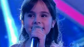 Cute little girl(sienna Belle) singing - love me like you do