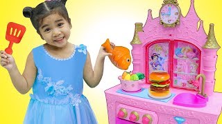 Suri Pretend Play w/ Food Toys for Princess Kitchen