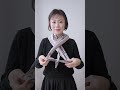 손쉽게 고급스런 느낌의 스카프 매는방법이예요 scarf scarffashion scarfstyle 스카프 스카프코디 스카프매는법