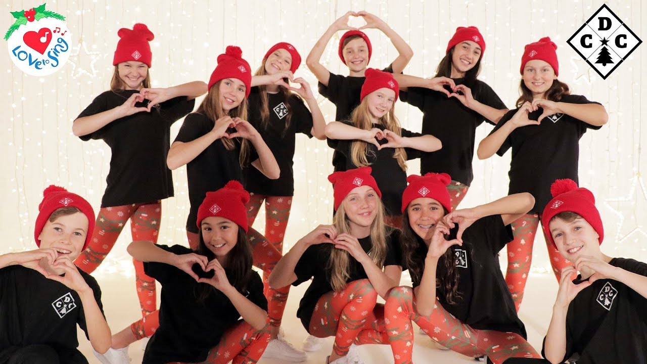Best Christmas Dance Songs With Easy Choreography Moves