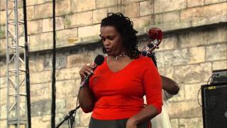 Dianne Reeves - Morning Has Broken - 8/12/2000 - Newport Jazz Festival (Official)