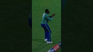 Dancing Catch By Pollard 😳⚡#cricket #catch #trending #psl #hblpsl #ipl2023 #pollard #viral#short