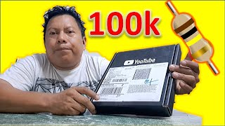 el nuevo tamaño del premio por los 100k boton de plata youtube 2025