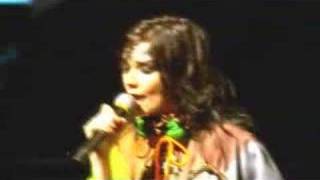 Bjork - Pagan Poetry Live at Glastonbury 2007