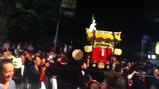 2012 御坊祭・本祭（48）境内へ進む春日組の屋台