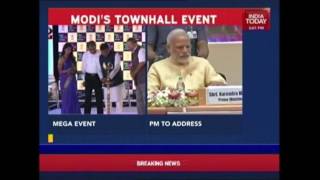 PM Modi To Interact 2000 Citizens In Obama Style Townhall Meeting