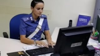 Napoli - Tangenti per appalti mense scolastiche, 11 arresti (25.09.15)