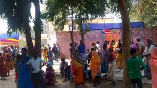 KISHANGANJ  BLOCK CHOWK ME VIKLANK KI LAGI KAMP   JISME  S D M  ( MD SAFIQUE  BI  SAHMAT  THE