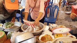 สงครามแป้งนัวเทลงแบบรัวๆ #งานบุญแจกเข่า | ບຸນແຈກເຂົ້າ ບັນຍາກາດອົບອຸ່ນ.