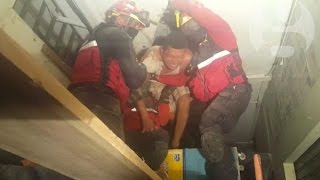 Earthquake survivors pulled from rubble in Ecuador